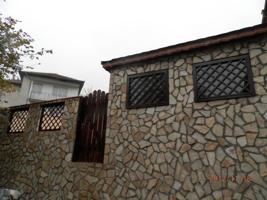 Guest House Zora Белоградчик Екстериор снимка