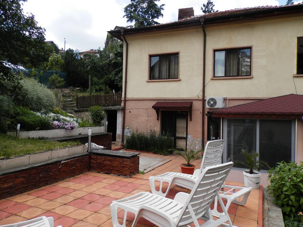 Guest House Zora Белоградчик Екстериор снимка