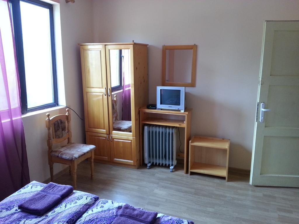 Guest House Zora Белоградчик Екстериор снимка
