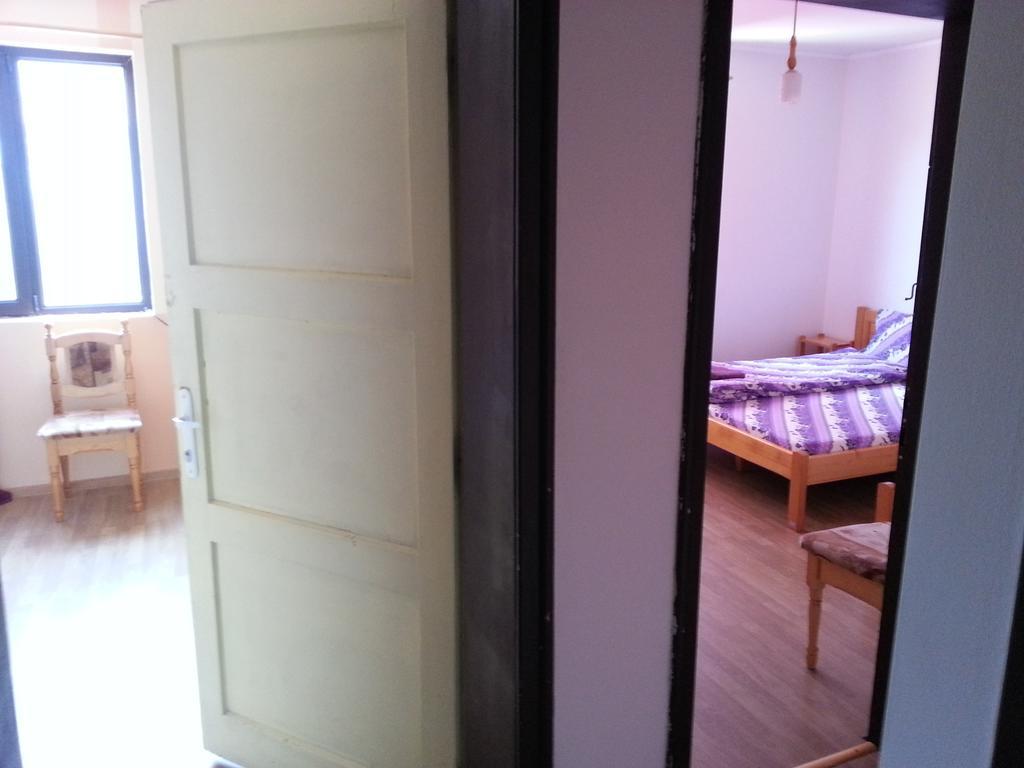 Guest House Zora Белоградчик Екстериор снимка