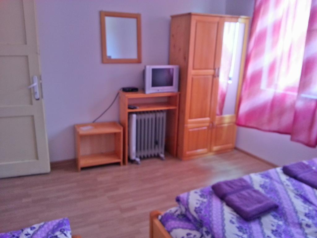 Guest House Zora Белоградчик Екстериор снимка