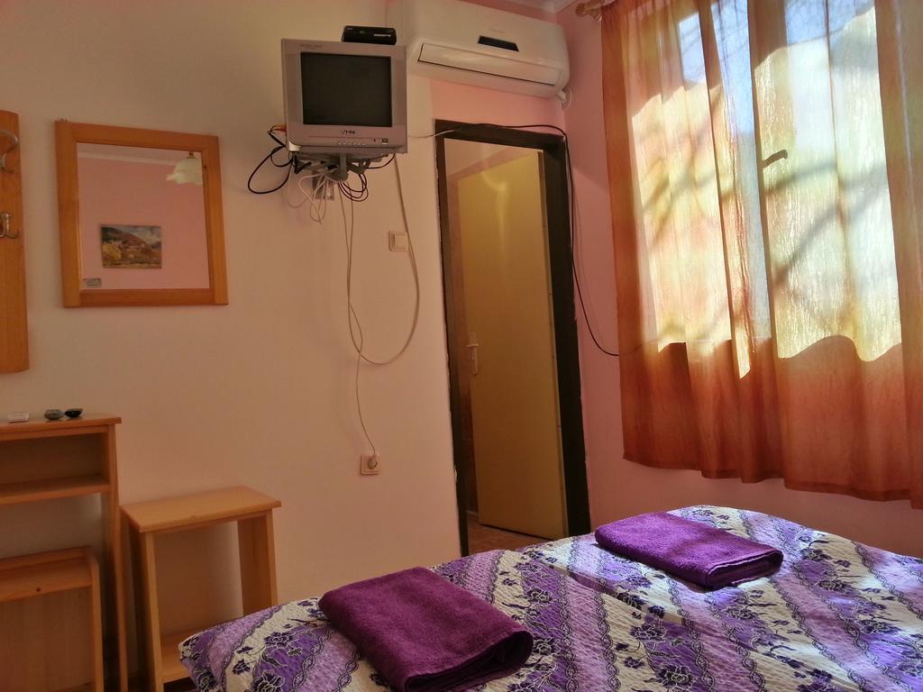 Guest House Zora Белоградчик Екстериор снимка