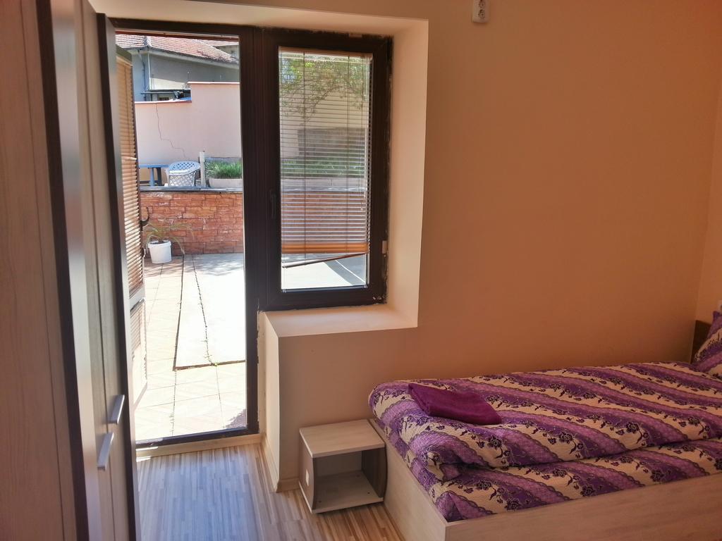 Guest House Zora Белоградчик Екстериор снимка