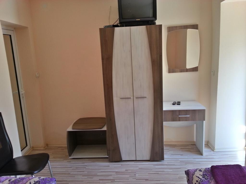 Guest House Zora Белоградчик Екстериор снимка